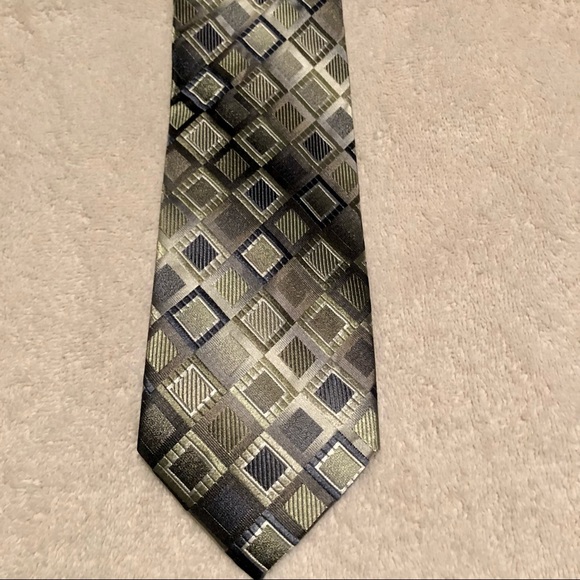 Men's Designer Mario Ferrari Neck Tie - Picture 3 of 6